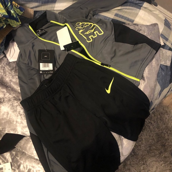 Boys clothes - Picture 7 of 13